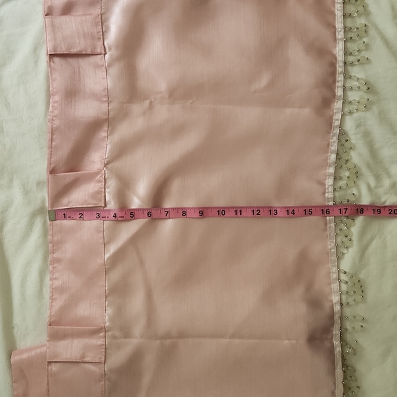 4 Pink valences with beading - Picture 5 of 5